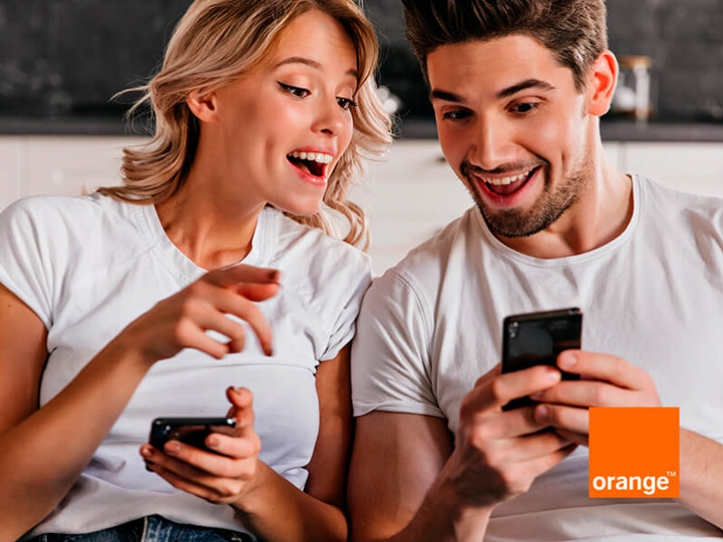 Orange lanza dos nuevos packs Love Total personalizables y slo para clientes